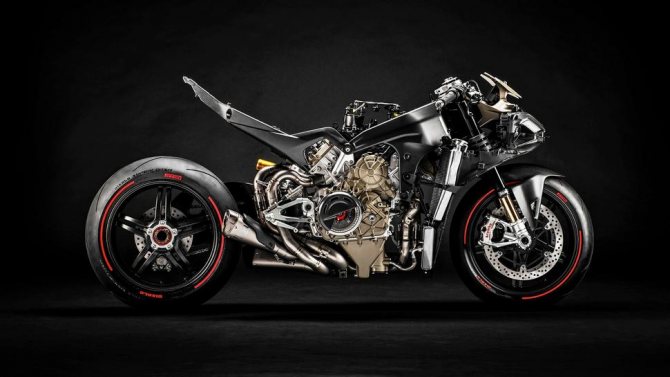 Ducati Superleggera V4 2021. Большой тест и подробности