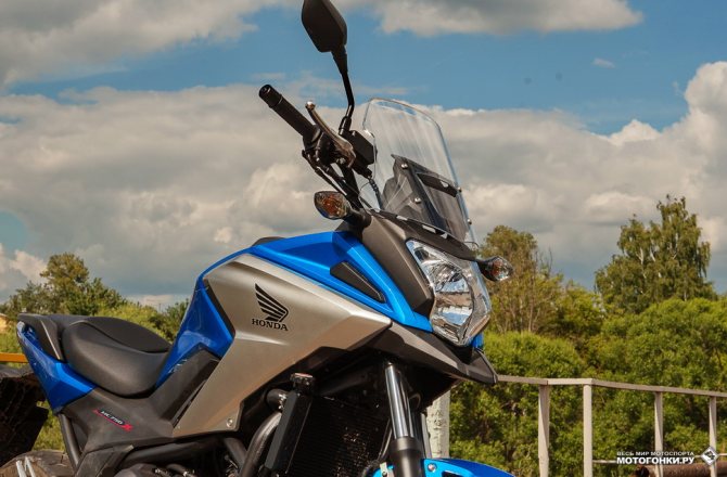 Honda NC750X - красивый и компактный